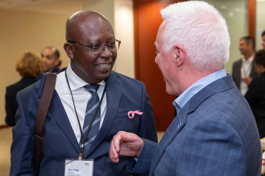 Chicago Payments Symposium Archie Hesse of Ghana converses with the Federal Reserve’s Ken Montgomery.